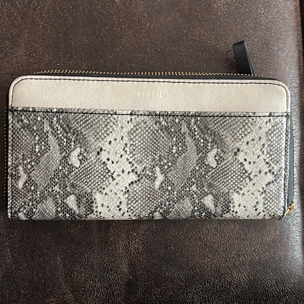 Fossil leather snake print zip around wallet